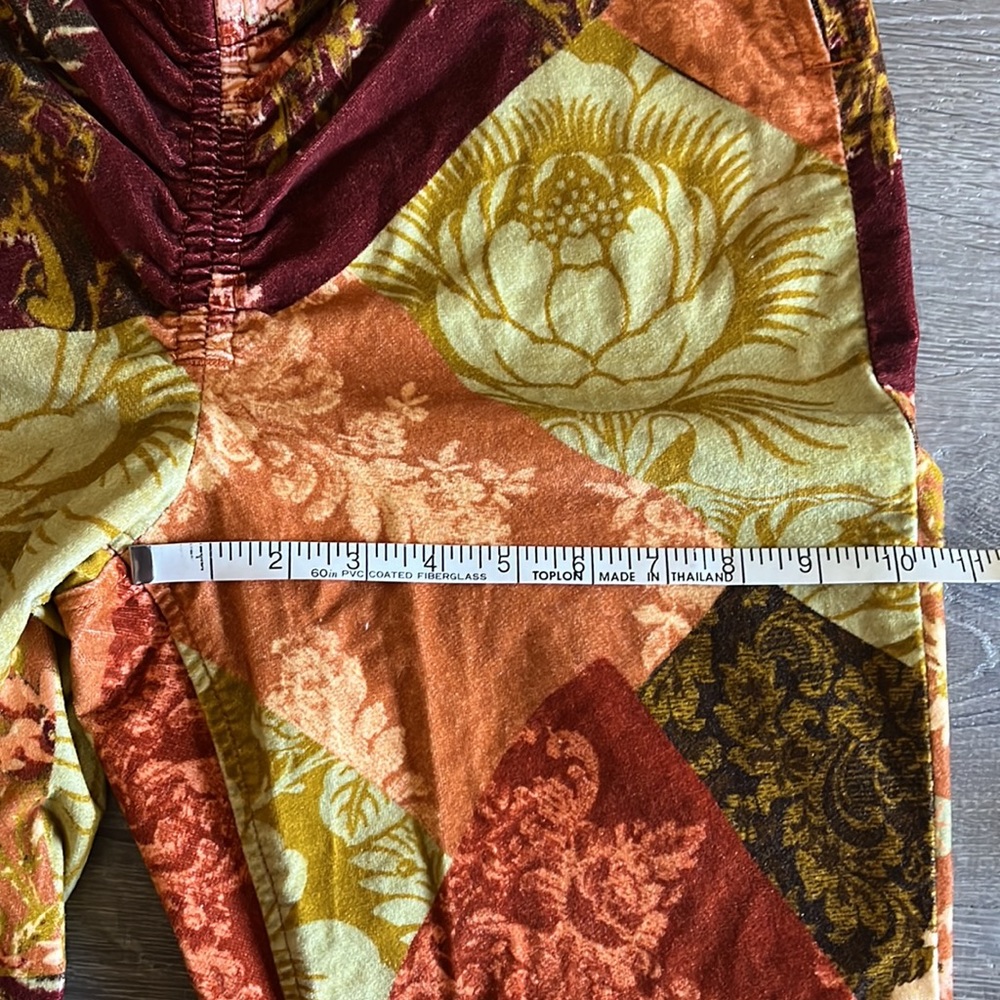 Urban Outfitters UO Velvet Ruched V-Front Pant 32 Floral Bell Bottom Low Rise - Picture 13 of 16